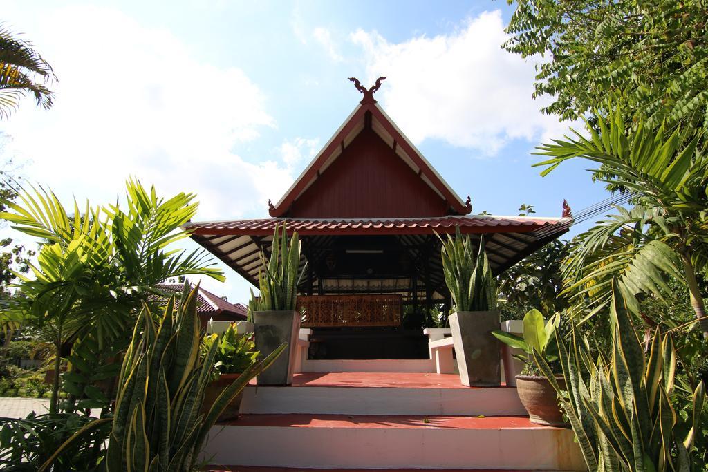 Little-Teak Homestay Chiang Mai Exterior photo